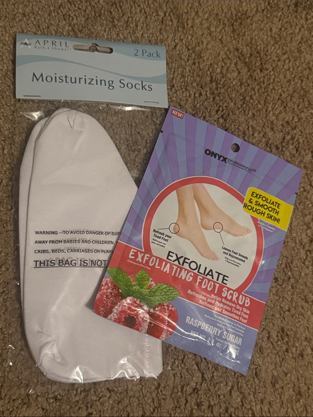 Foot Mask Bundle - Moisturizing Socks (2 Pack) and Onyx Foot Scrub